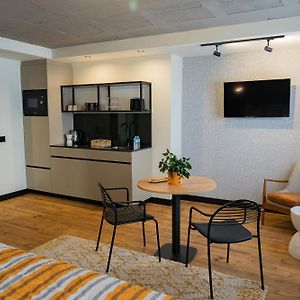 Studio met een King Size Bed